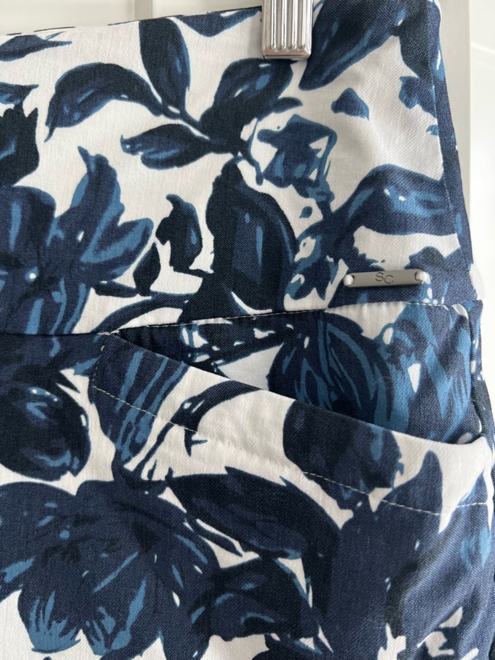 S.C. & Co. Women's White Pencil Skirt with Navy Floral Print - Picture 4 of 7